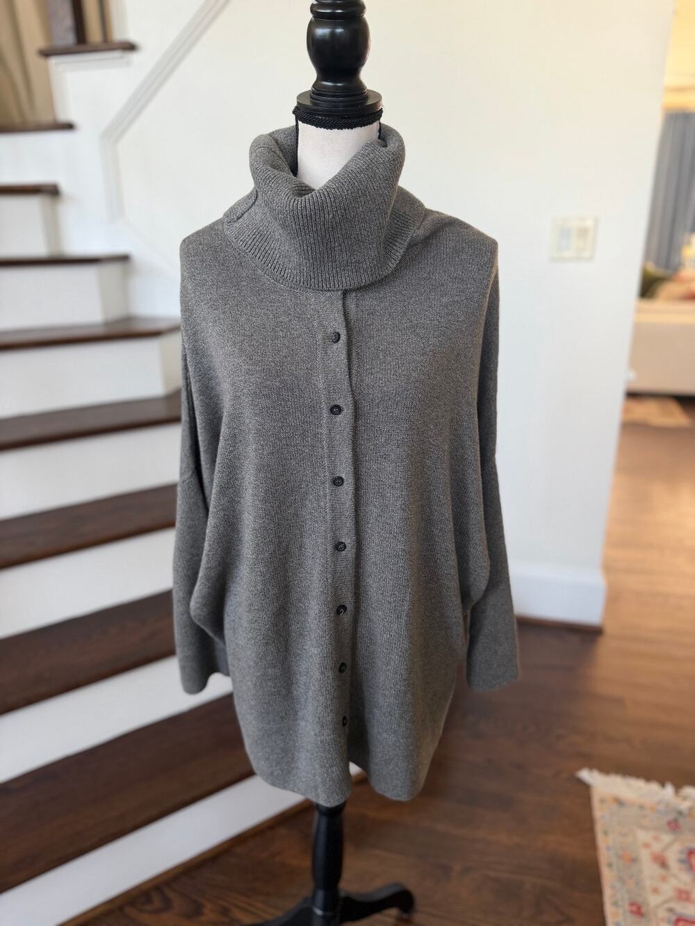 Vetta Organic Cotton Gray Convertible Turtleneck Long Sleeve Cardigan
